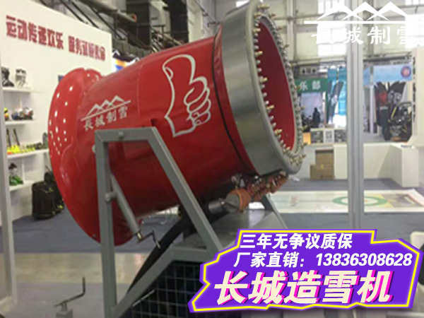 滑雪场都比较依赖大型造雪机