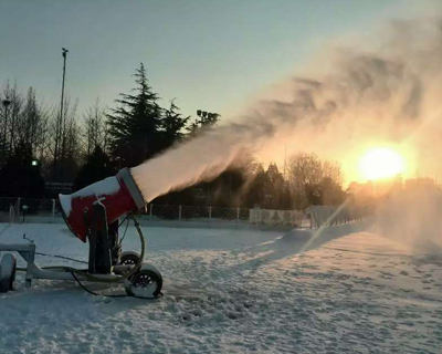 努力拼搏成就造雪机品牌行业的典范