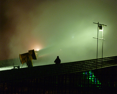 国产造雪机设置了水环系阀门可以调节水量